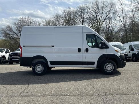 New 2026 RAM ProMaster 1500 w/ Convenience Group FWD image 2
