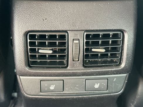 Used 2016 Subaru Outback 2.5i Limited image 15