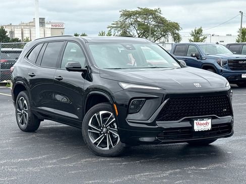 New 2026 Buick Enclave Sport Touring w/ Power Package image 2