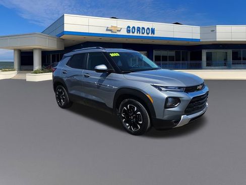 Used 2023 Chevrolet TrailBlazer LT w/ Convenience Package FWD image 8