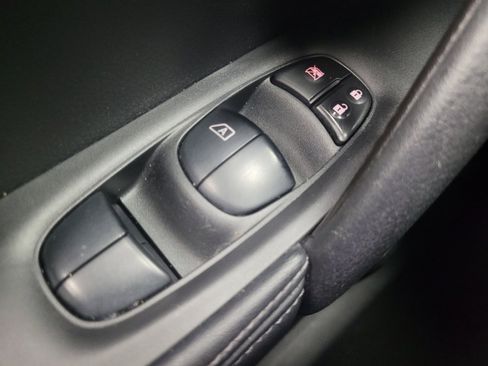 Used 2018 Nissan Rogue SL w/ Premium Package AWD/4WD image 27