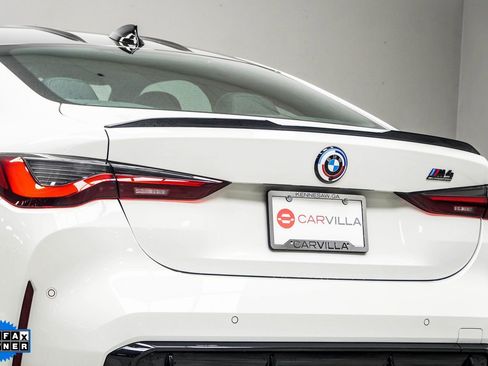 Used 2023 BMW M4 Competition w/ Executive Package image 12