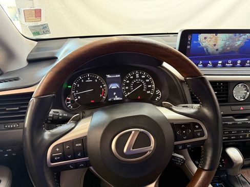 Used 2022 Lexus RX 350L FWD w/ Premium Package image 12