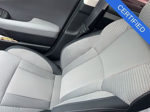 Used 2025 Subaru Outback Premium image 12