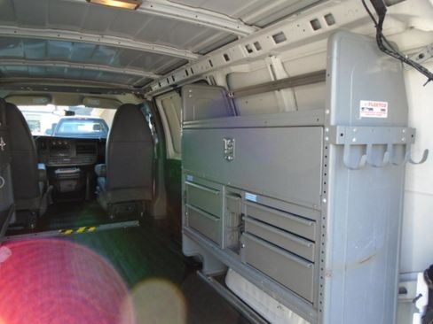 Used 2014 Chevrolet Express 1500 RWD 1500 135 image 8