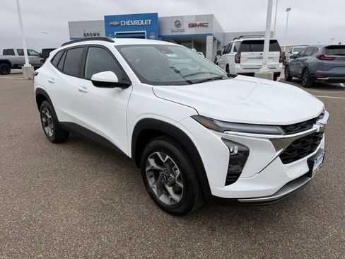 New 2026 Chevrolet Trax LT image 30