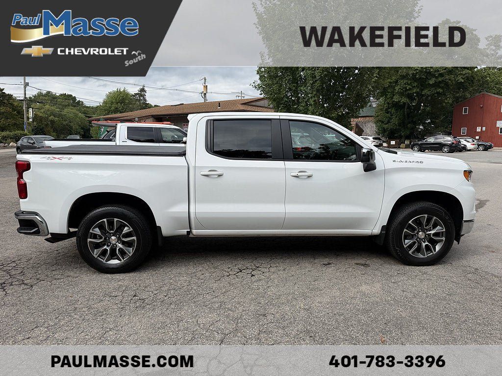 Used 2025 Chevrolet Silverado 1500 LT AWD/4WD image 7