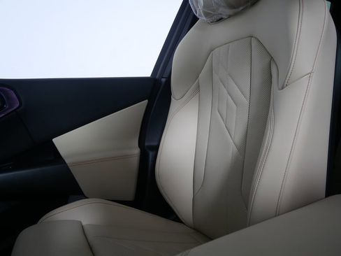 Used 2025 BMW X3 xDrive30i w/ Premium Package image 24