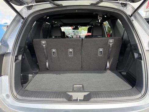 Used 2025 Honda Pilot TrailSport image 9