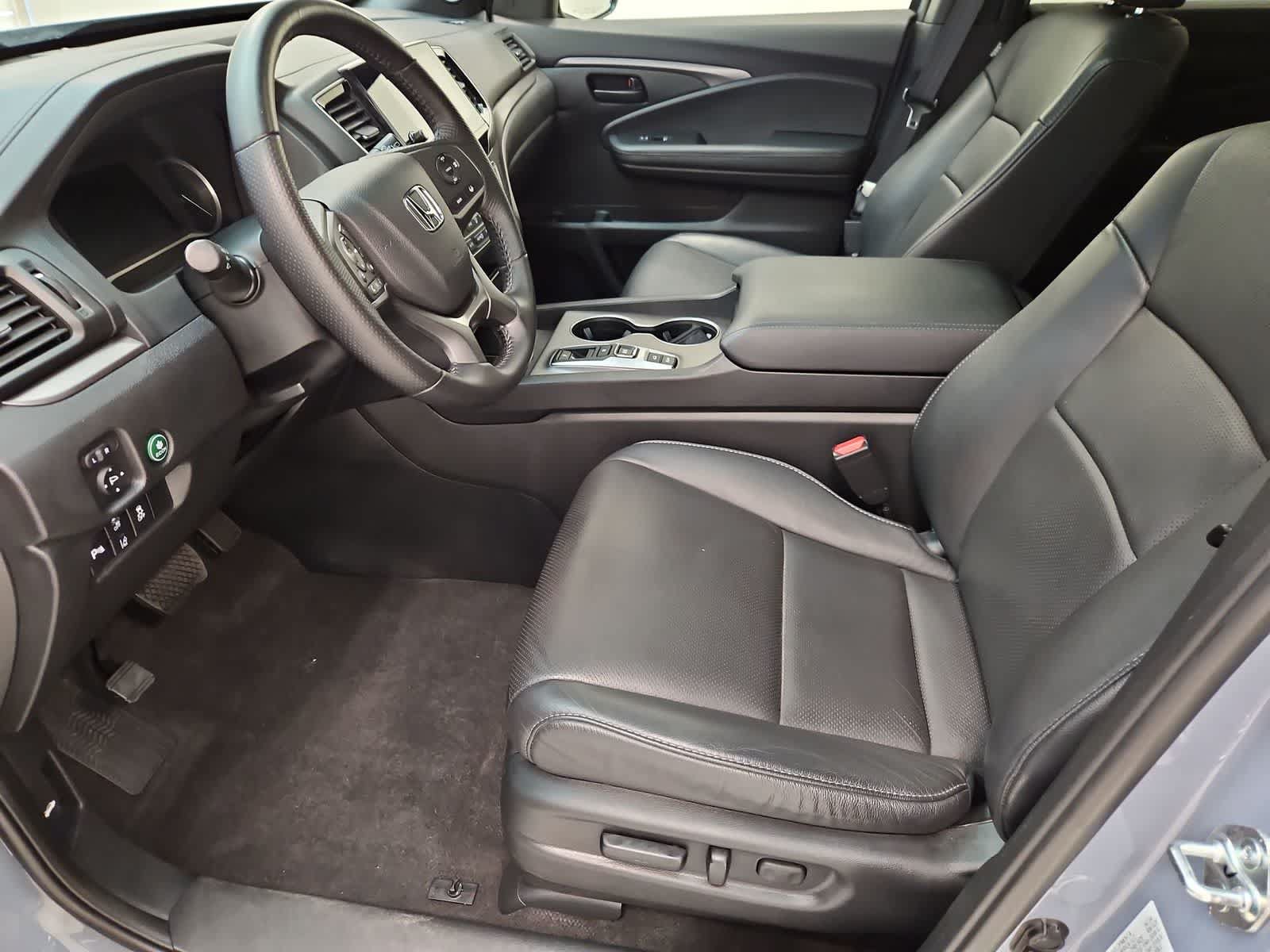 Certified 2024 Honda Passport EX-L image 19