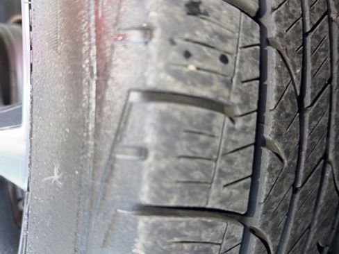 Used 2018 Toyota C-HR XLE image 23