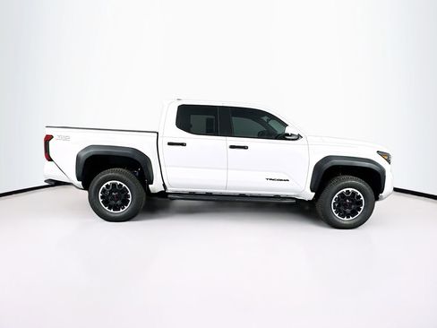 New 2025 Toyota Tacoma TRD Off-Road image 10