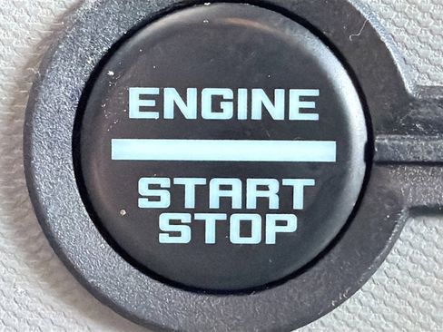 Used 2022 Ford Bronco Badlands image 35