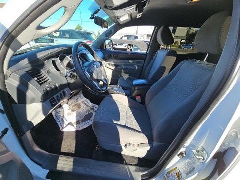 Used 2013 Toyota Tacoma Base w/ Convenience Pkg image 5