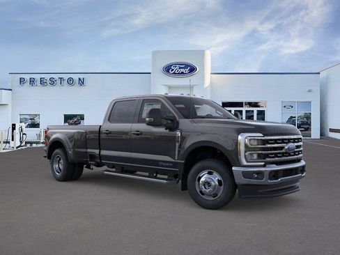 New 2026 Ford F350 XLT w/ XLT Premium Package AWD/4WD image 7