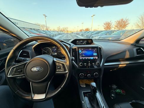 Used 2019 Subaru Crosstrek 2.0i Limited w/ Moonroof Package w/Navigation image 11