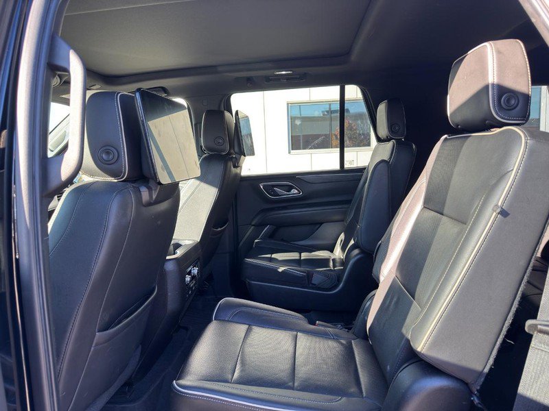 Used 2021 GMC Yukon SLT w/ SLT Luxury Plus Package AWD/4WD image 10