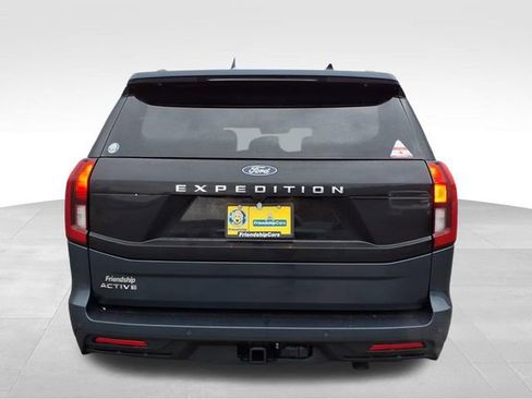 New 2025 Ford Expedition Active image 9