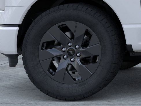 New 2025 Ford F150 Lightning Flash image 19