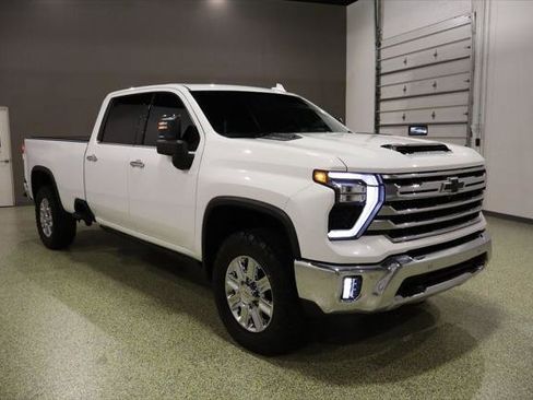 Used 2024 Chevrolet Silverado 3500 LTZ w/ LTZ Texas Edition image 1