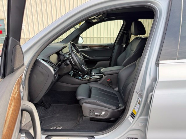 Used 2021 BMW X3 xDrive30i w/ Premium Package AWD/4WD image 14