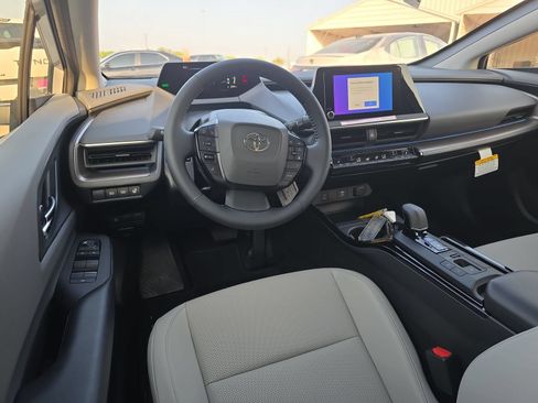 New 2027 Toyota Prius XLE FWD image 12