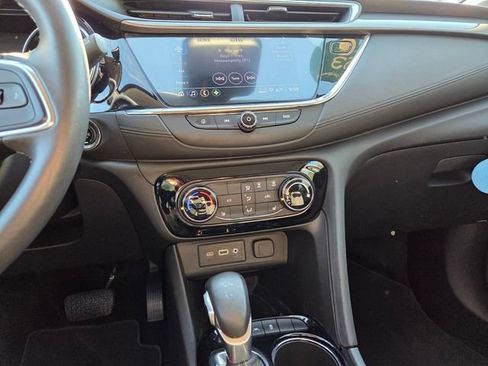 Certified 2023 Buick Encore GX Preferred w/ Cold Weather Comfort Package AWD/4WD image 28