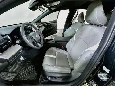 Used 2026 Toyota Camry SE FWD image 15