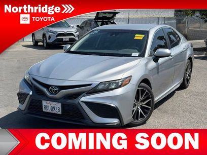 Used 2021 Toyota Camry SE w/ Carpet Mat Package (TMS)