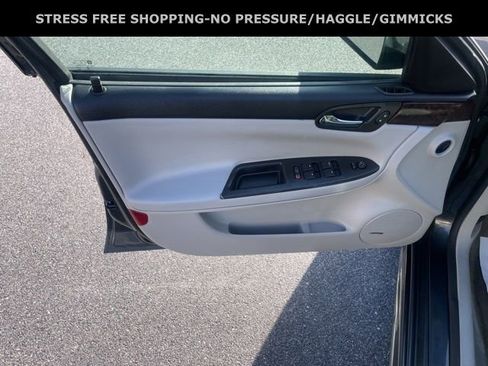 Used 2015 Chevrolet Impala LTZ image 14