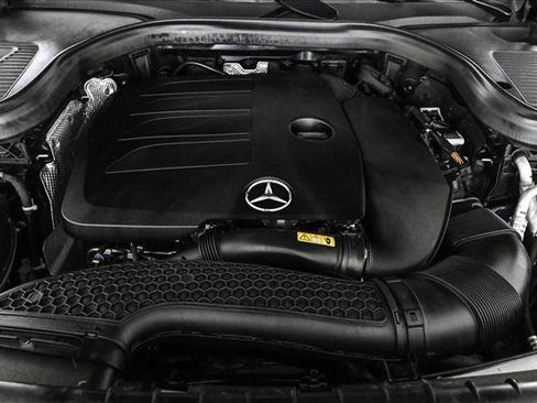 Certified 2022 Mercedes-Benz GLC 300 4MATIC image 24
