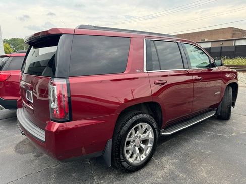 Used 2016 GMC Yukon SLT w/ Open Road Package AWD/4WD image 3