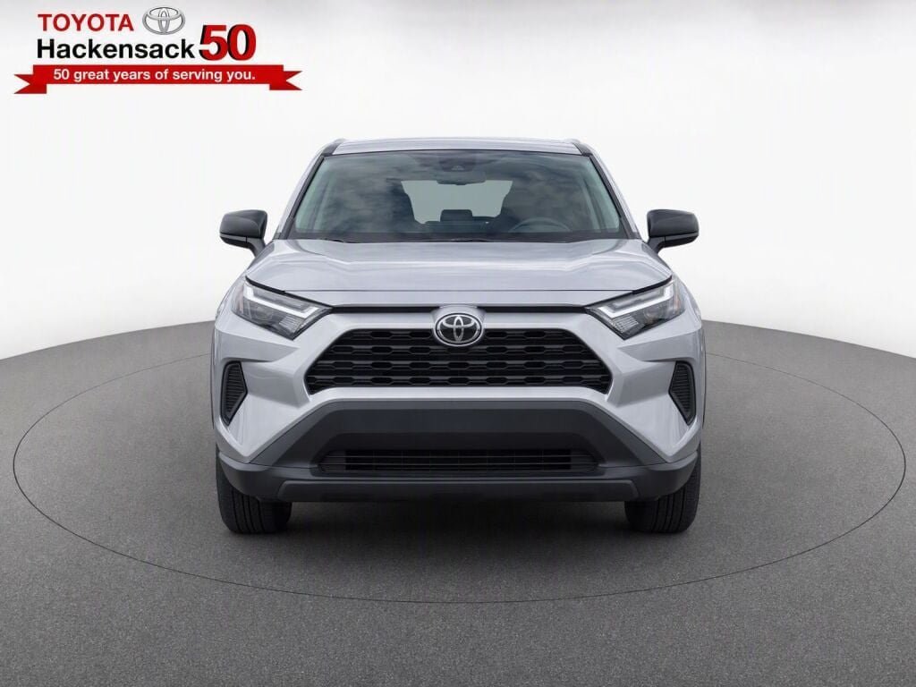 Certified 2025 Toyota RAV4 LE FWD image 37