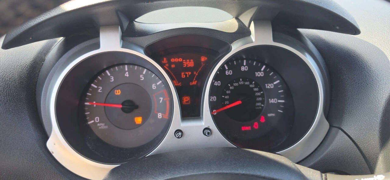 Used 2013 Nissan Juke SL AWD/4WD image 10