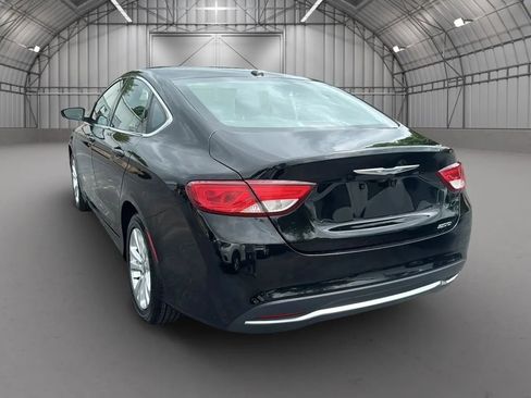 Used 2016 Chrysler 200 Limited w/ Comfort Group image 3