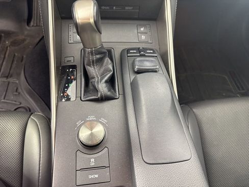 Used 2016 Lexus IS 300 AWD w/ Navigation System Package image 12