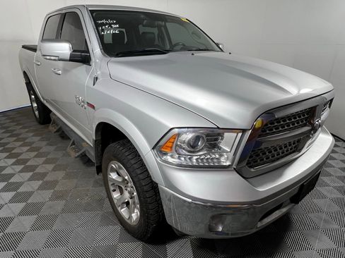 Used 2016 RAM 1500 Laramie w/ Convenience Group image 3