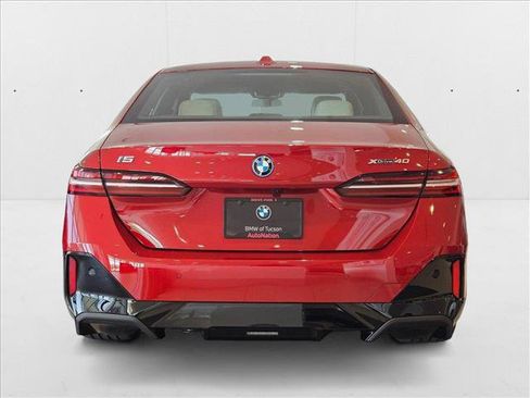 New 2026 BMW i5 eDrive40 w/ M Sport Package image 8