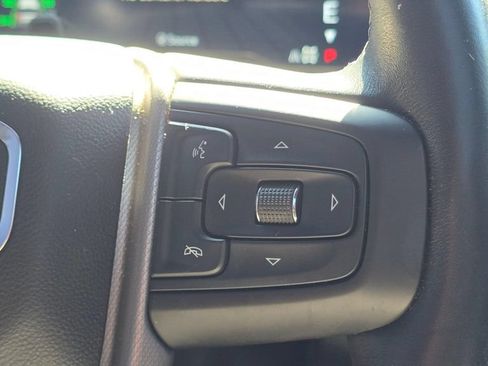 Used 2024 GMC Yukon Denali w/ Advanced Technology Package AWD/4WD image 28