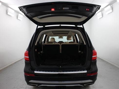 Used 2018 Mercedes-Benz GLS 450 4MATIC image 39