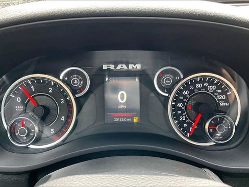 Used 2024 RAM 3500 Tradesman w/ Chrome Appearance Group image 21