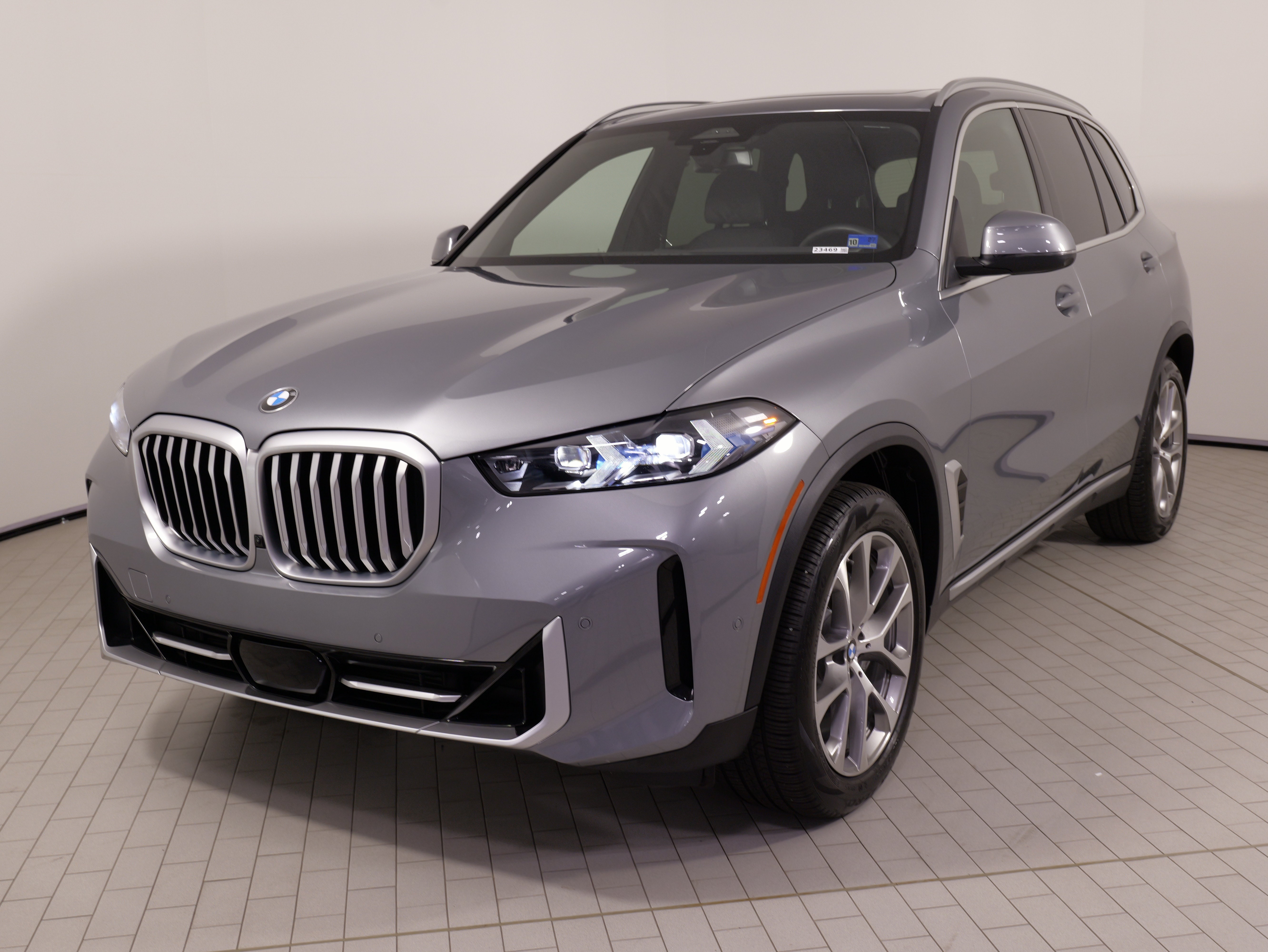 Used 2026 BMW X5 xDrive40i AWD/4WD image 4