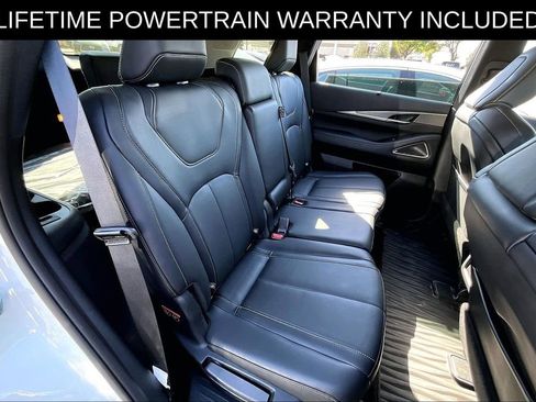 Certified 2025 INFINITI QX60 Luxe w/ Lighting Package (N94) FWD image 35
