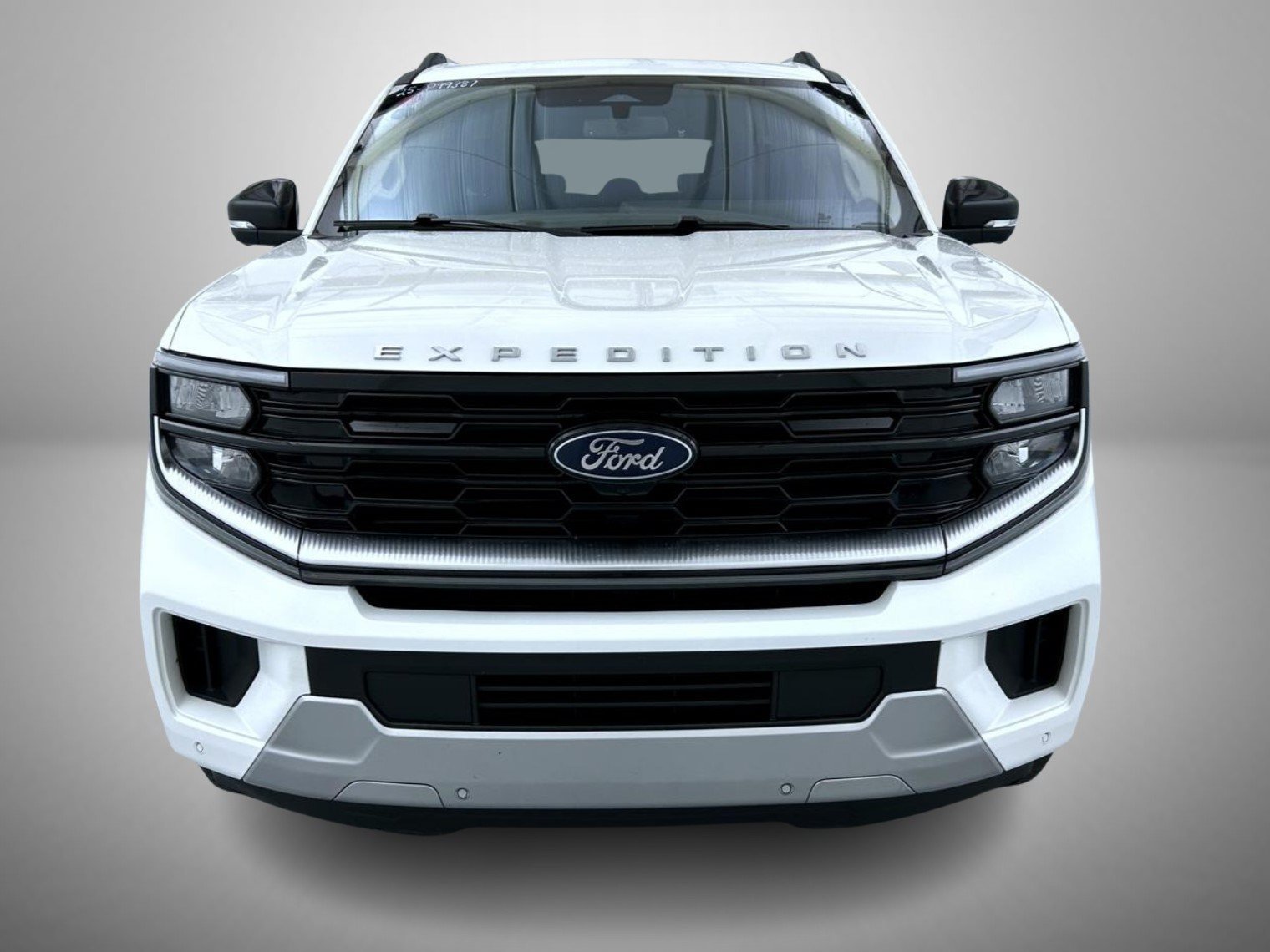 Used 2025 Ford Expedition Max Platinum AWD/4WD image 2