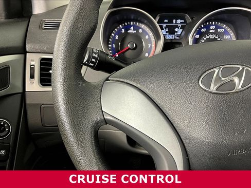 Used 2016 Hyundai Elantra SE FWD image 10