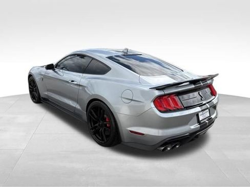 Used 2021 Ford Mustang Shelby GT500 w/ Technology Package RWD image 11
