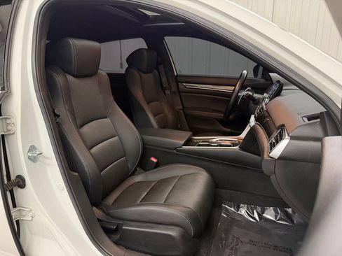 Used 2021 Honda Accord Sport image 45
