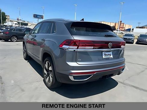 Used 2024 Volkswagen Atlas Cross Sport SE AWD/4WD image 5