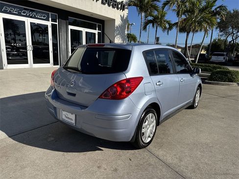 Used 2011 Nissan Versa 1.8 S w/ Plus Pkg image 4
