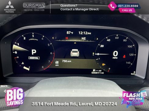 New 2025 Mitsubishi Outlander SE image 18